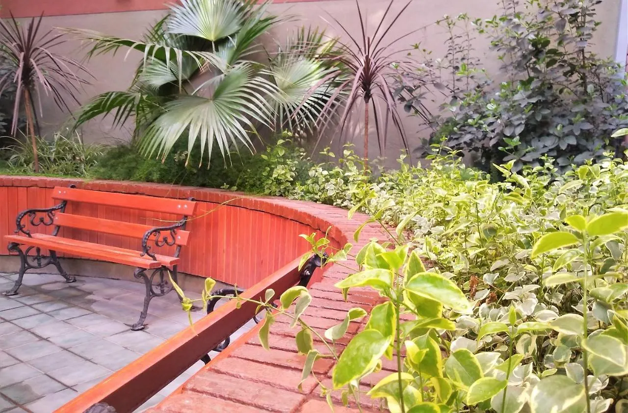 Premium Mendoza Apart Hotel 3*,